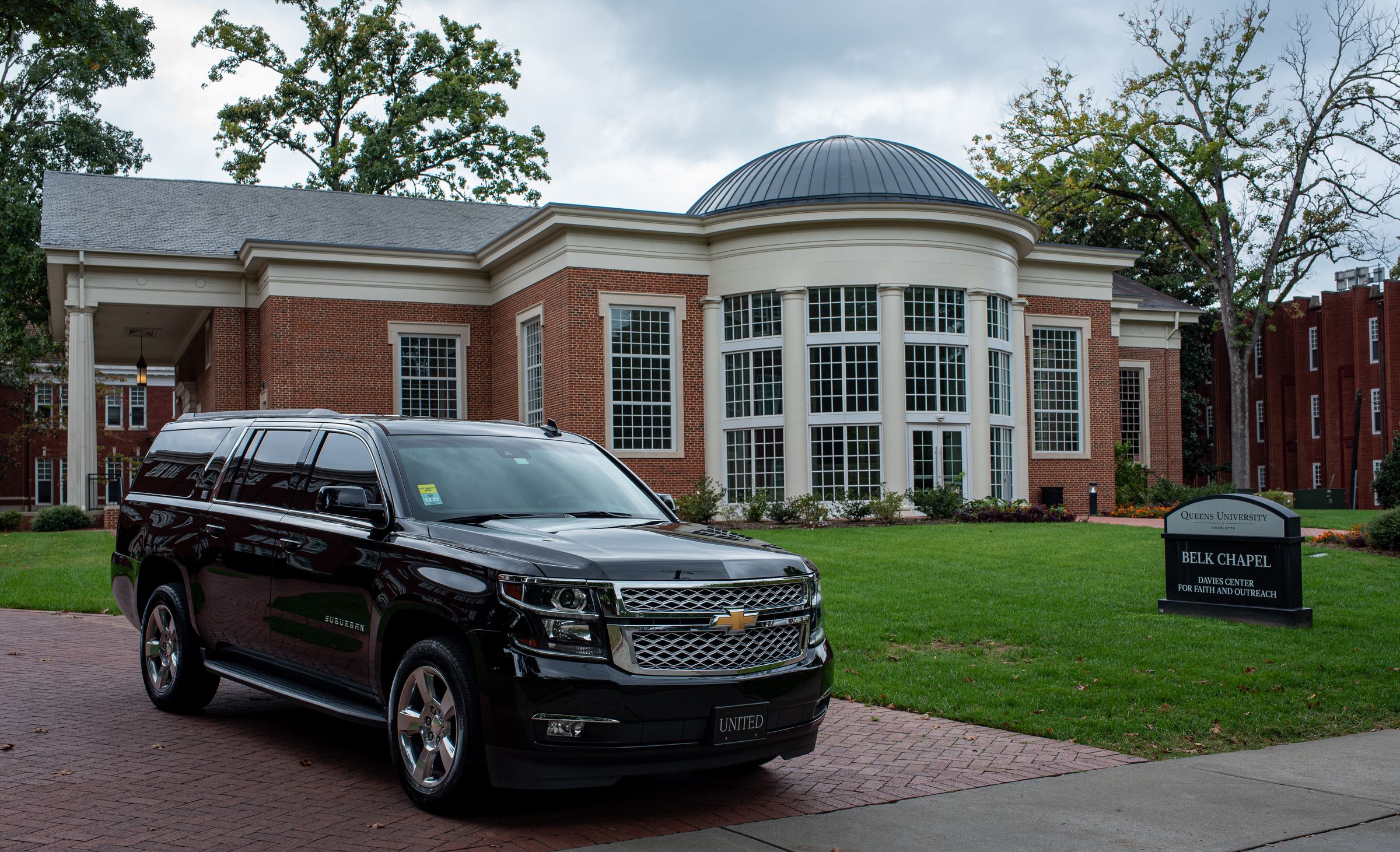 Chevrolet Suburban 3