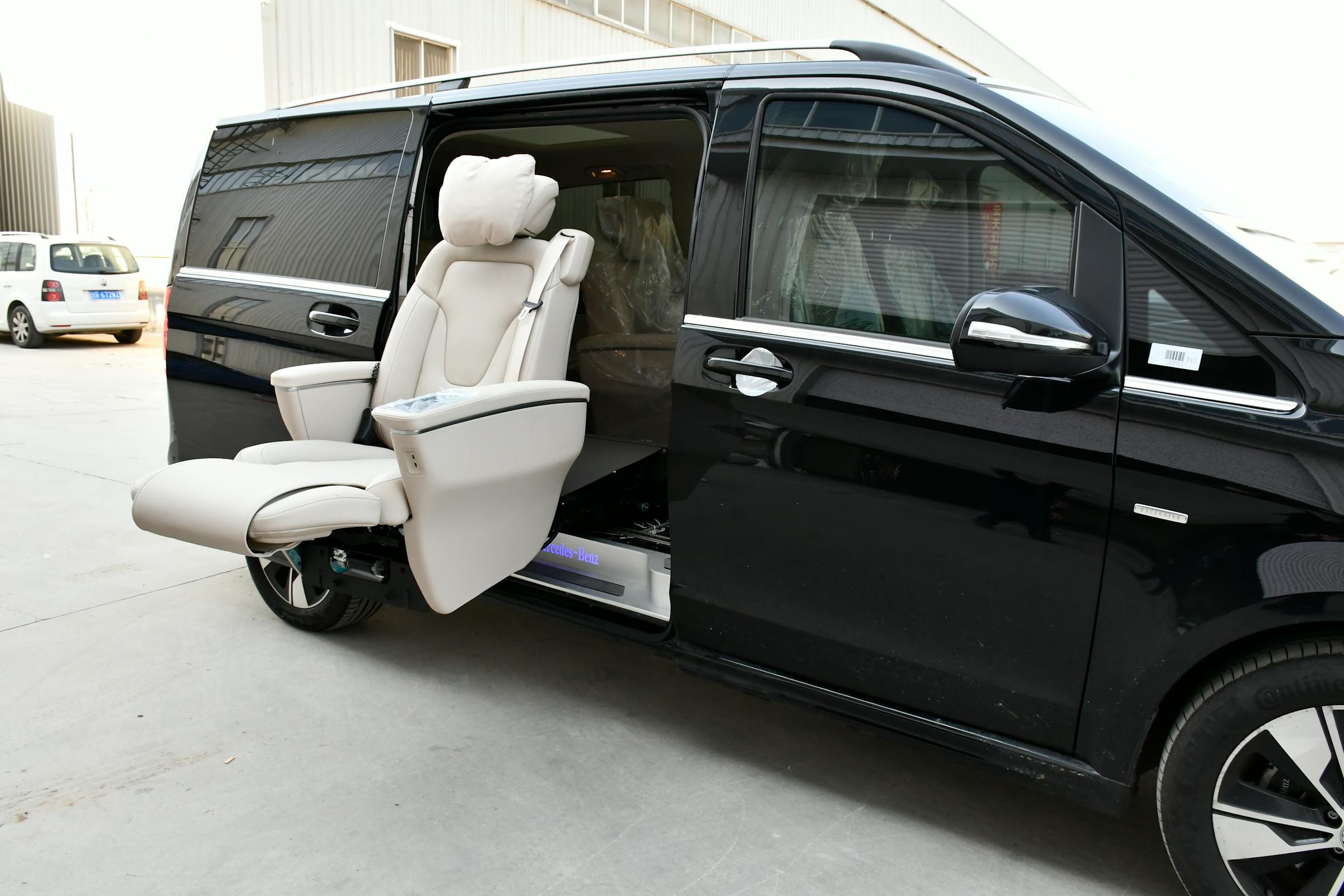 Mercedes Sprinter & V-Class 3